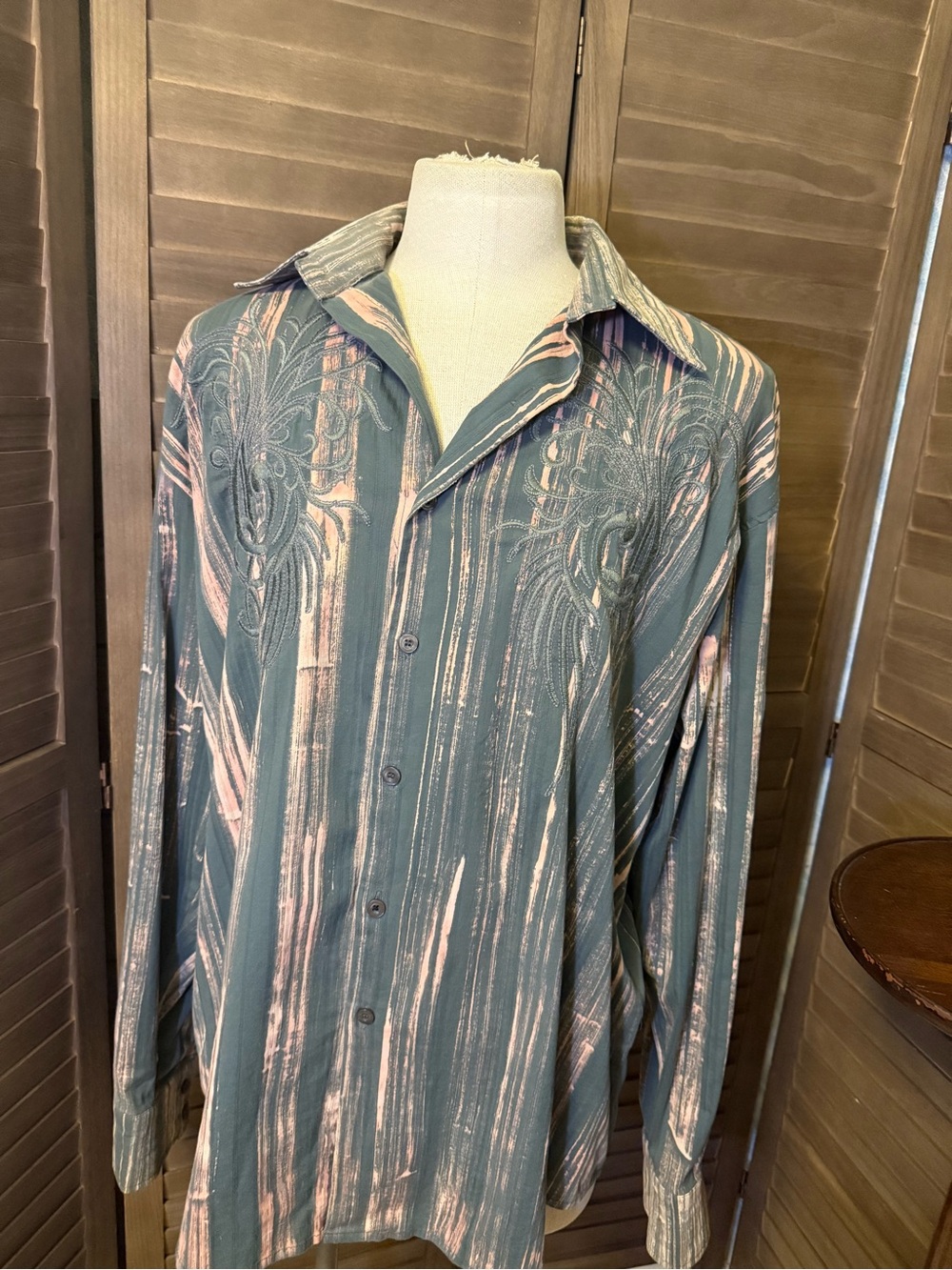 Men’s Y2K formal western/night life/clubbing/ streetwear button up shirt.